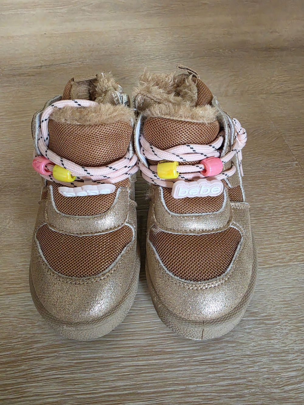 bebe Kids Metallic Tan & Pink Lined Sneakers